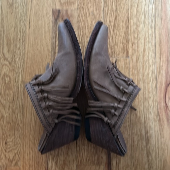 Old Gringo sz 6.5B fringed pointed toe heeled mules brown great pre owned cond - Picture 4 of 7